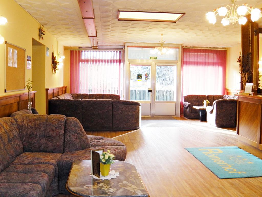 B&B Hotel Romerhof Тульн Экстерьер фото
